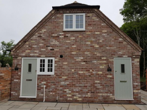Отель Rookery Lodge Apartments  Кру